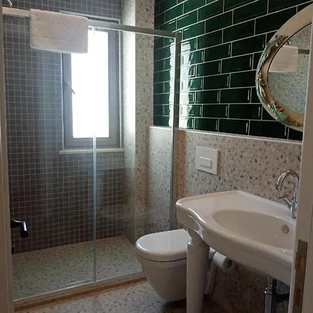 Dolphin Park Hotel Ula