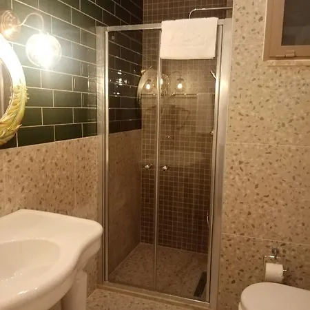 Dolphin Park Hotel